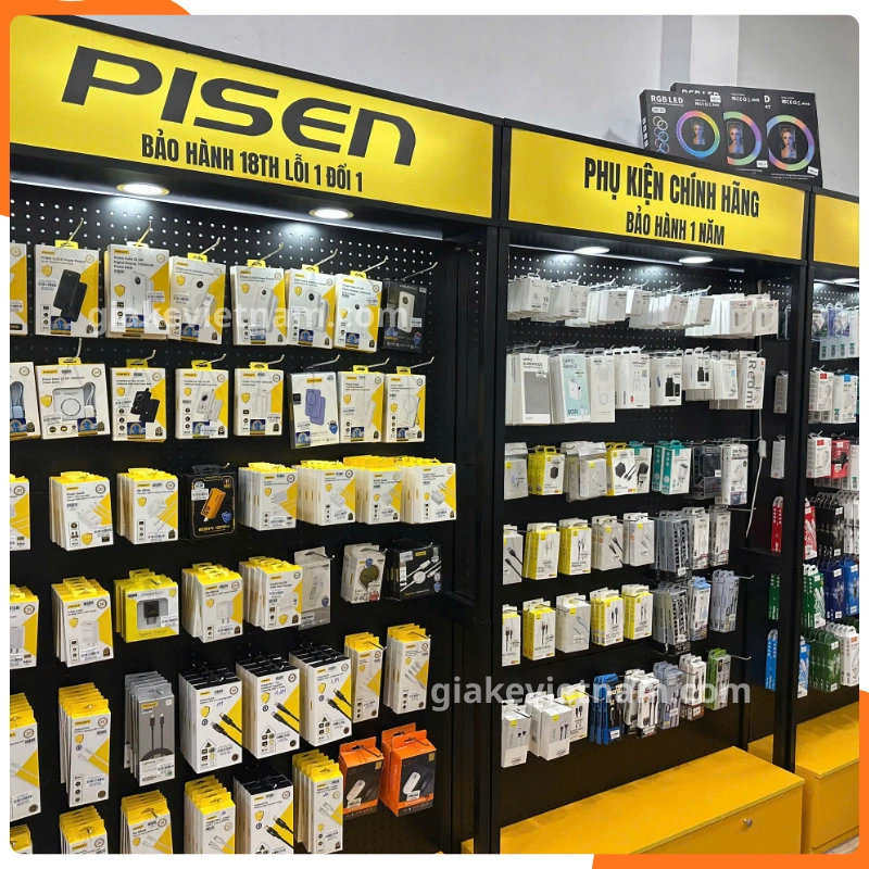 Giá kệ treo phụ kiện điện thoại giúp tăng hiệu quả bán hàng