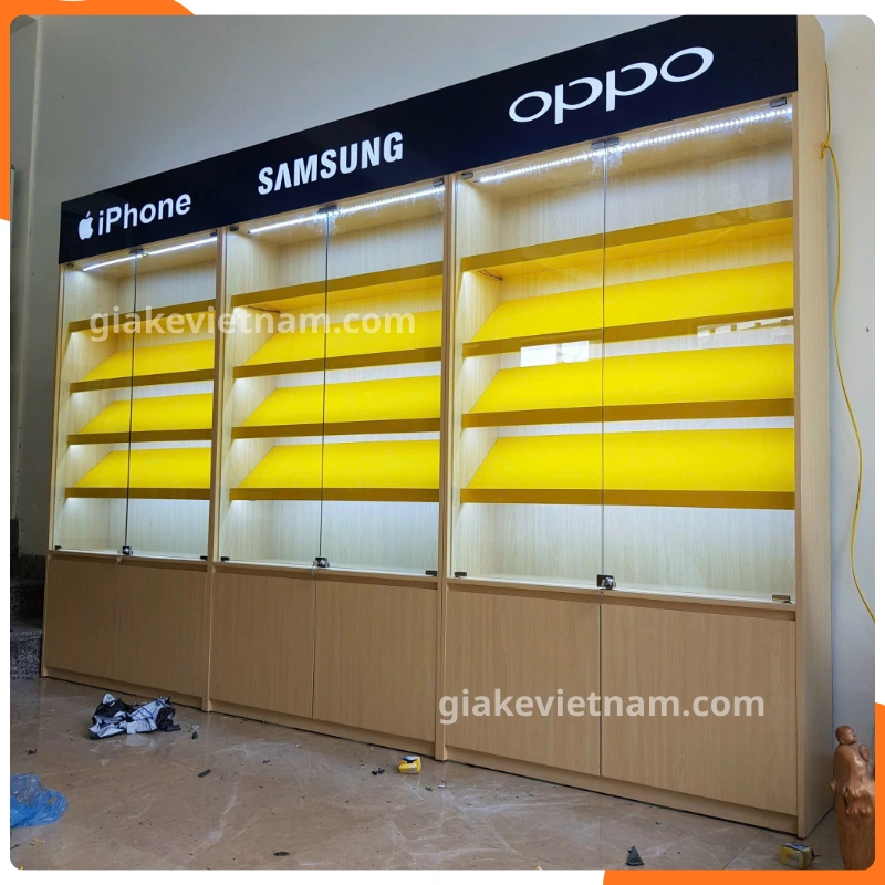 Giá kệ treo phụ kiện điện thoại trưng bày phụ kiện bắt mắt