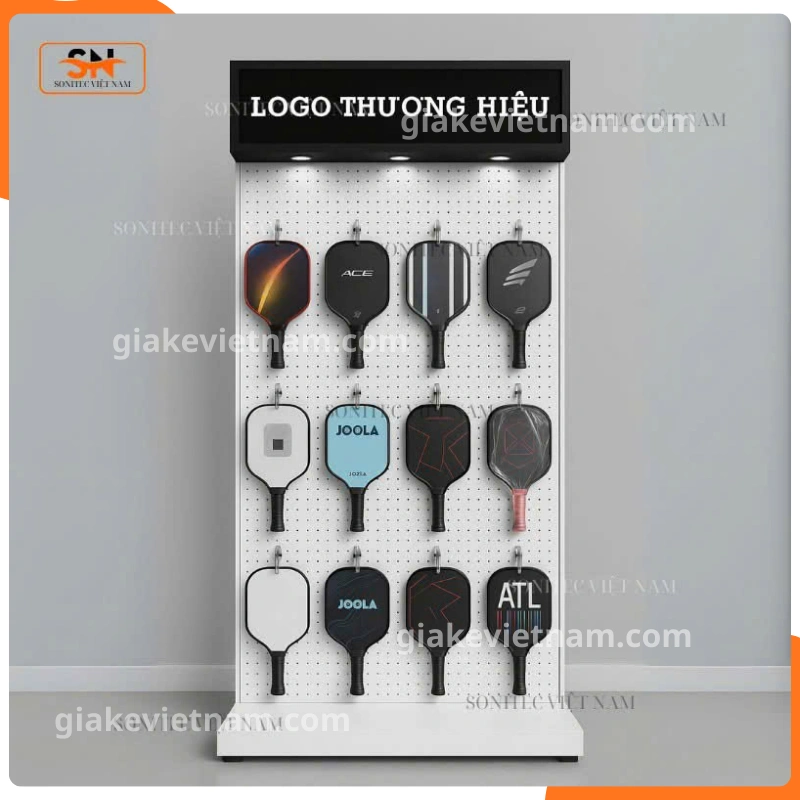 Mẫu kệ treo Pickleball giúp cửa hàng thu hút khách